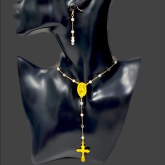Hand Crafted Jewelry - Handcrafted Rosary necklace and earrings with pearl detail